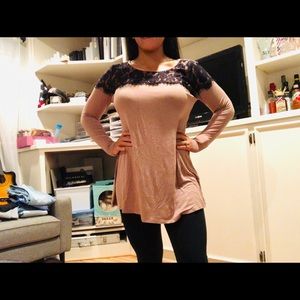 Maternity long sleeve mauve and black lace shirt